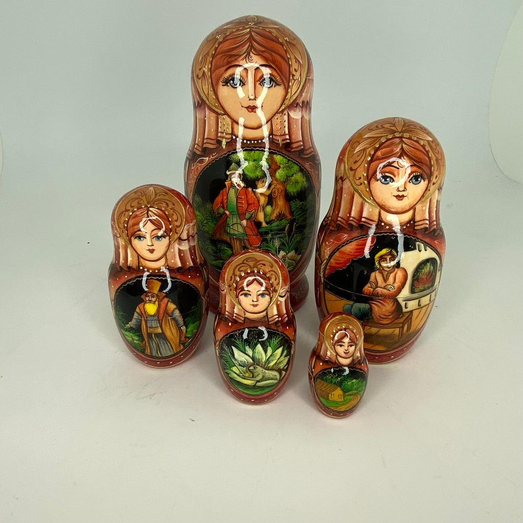 Russian Matryoshka Nesting Doll Set, Red