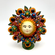 Load image into Gallery viewer, Painted Clay Pieces From Metepec
