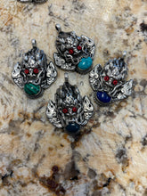 Load image into Gallery viewer, Dragon Style Jewelry
