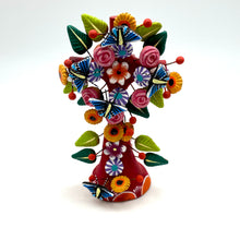 Load image into Gallery viewer, Painted Clay Pieces From Metepec
