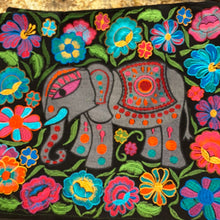 Load image into Gallery viewer, Guatemalan Tote - Elephant
