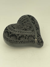 Load image into Gallery viewer, Black Pottery Heart
