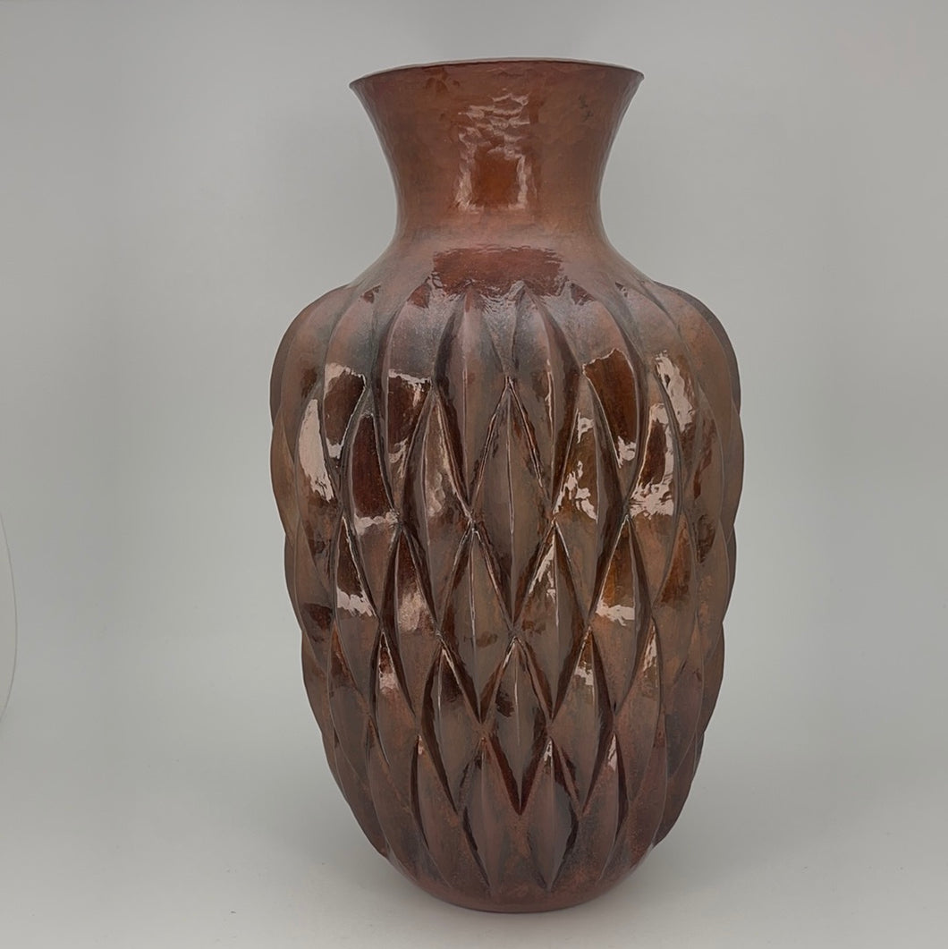 Med Scalloped Copper Vase from Santa Clara Del Cobre