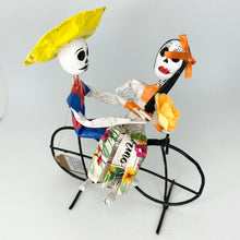 Load image into Gallery viewer, Paper Mache Couples By Carmelita

